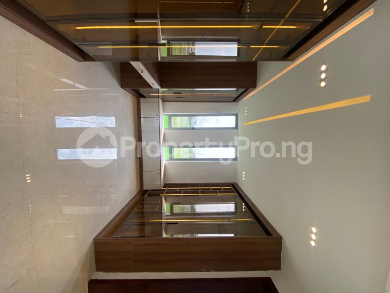 5 bedroom House for sale Osapa london Lekki Lagos