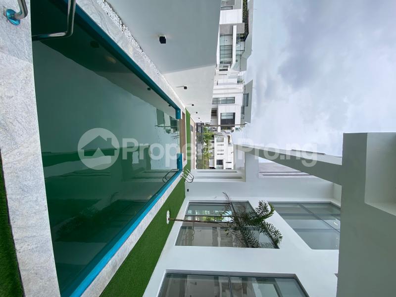 5 bedroom House for sale Osapa london Lekki Lagos