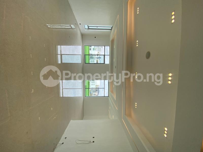 5 bedroom House for sale Osapa london Lekki Lagos