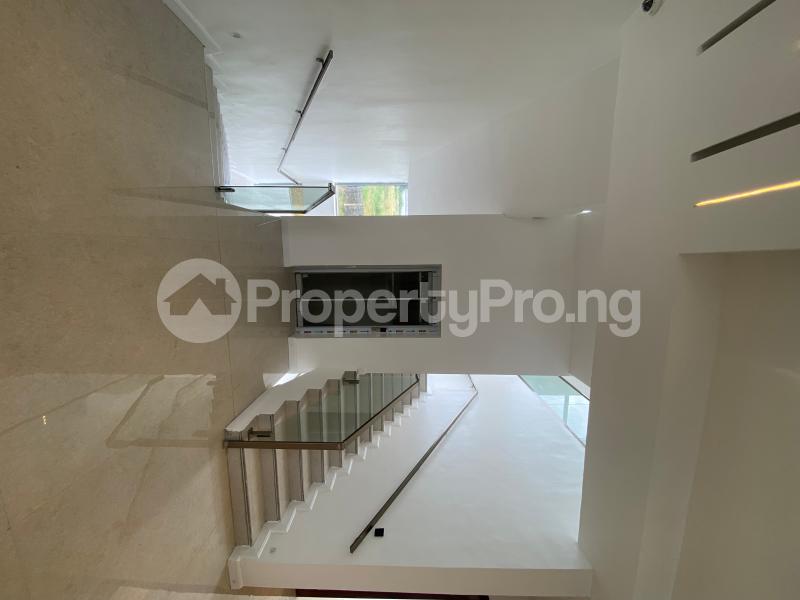 5 bedroom House for sale Osapa london Lekki Lagos