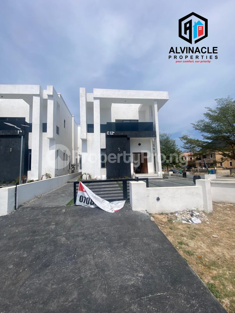 5 bedroom House for sale orchid Lekki Lagos