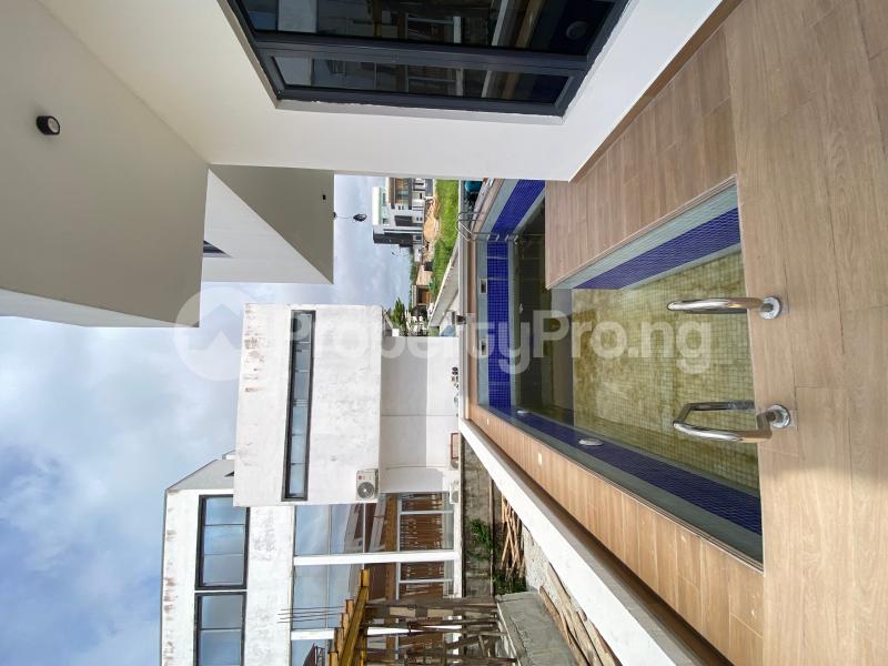 5 bedroom House for sale Pinnock Beach Osapa london Lekki Lagos