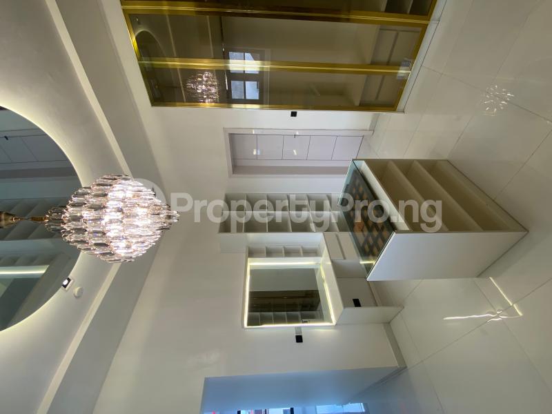 5 bedroom House for sale Pinnock Beach Osapa london Lekki Lagos