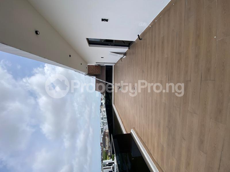 5 bedroom House for sale Pinnock Beach Osapa london Lekki Lagos
