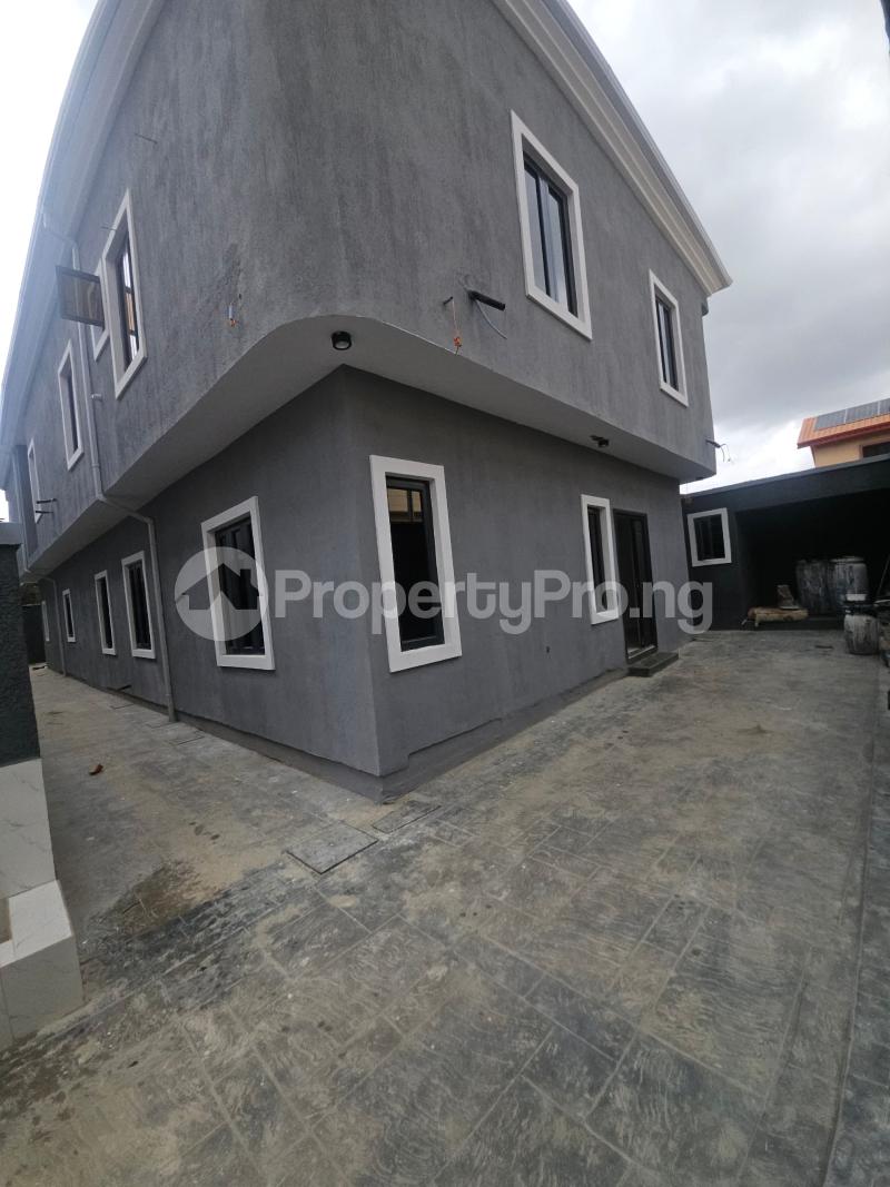 5 bedroom House for rent Omole phase 2 Ojodu Lagos