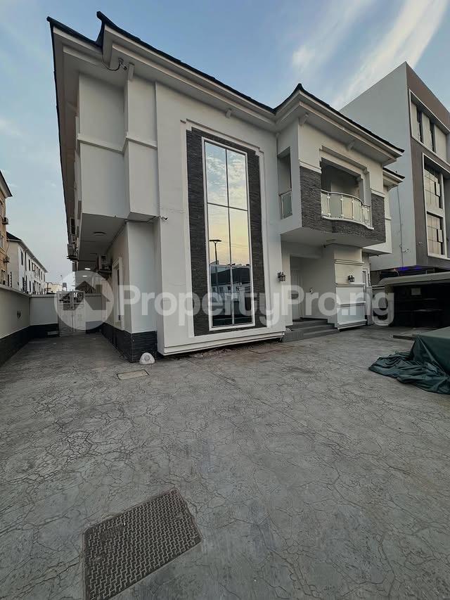 5 bedroom House for rent Osapa london Lekki Lagos