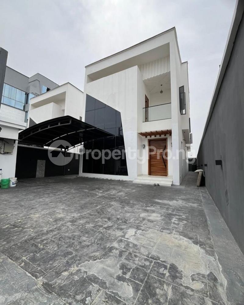 5 bedroom House for sale chevron Lekki Lagos