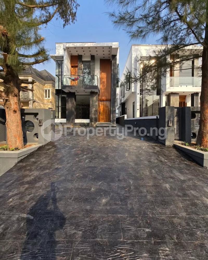 5 bedroom House for sale Ikota Lekki Lagos