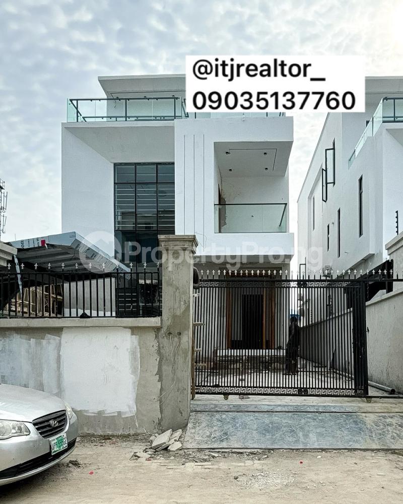 5 bedroom House for sale chevron Lekki Lagos