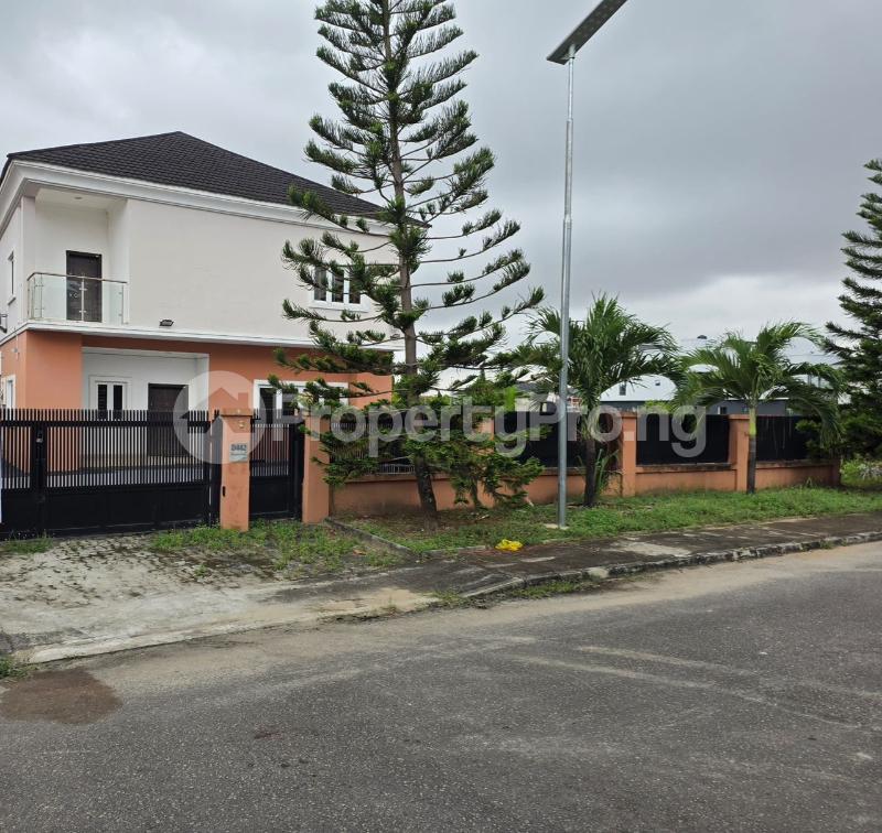 5 bedroom House for rent Royal Garden Estate, Ajah Lagos