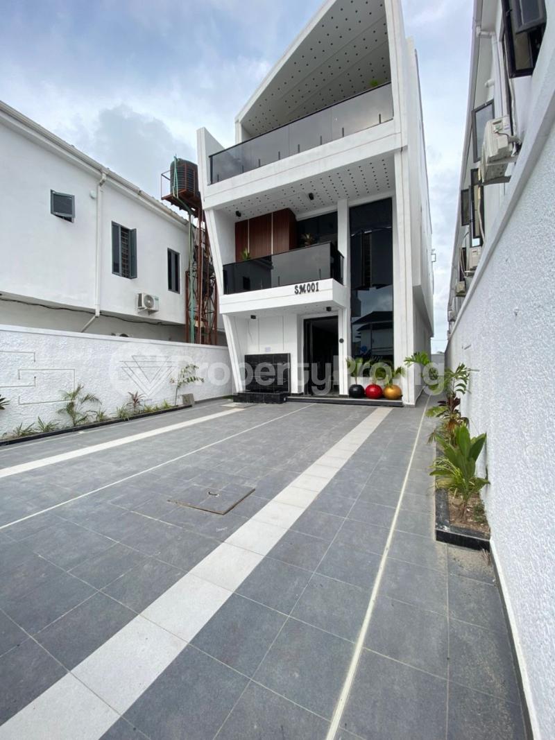 5 bedroom House for sale Ikota Lekki Lagos