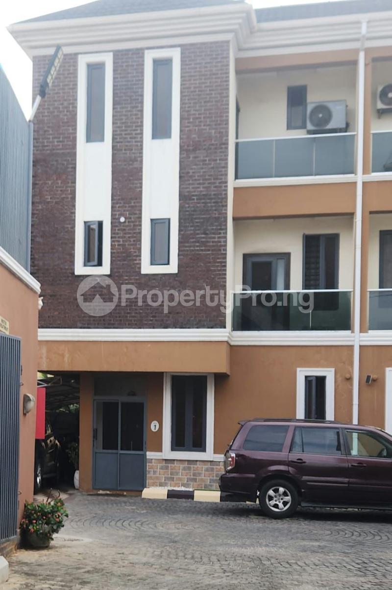 5 bedroom House for rent Osapa london Lekki Lagos