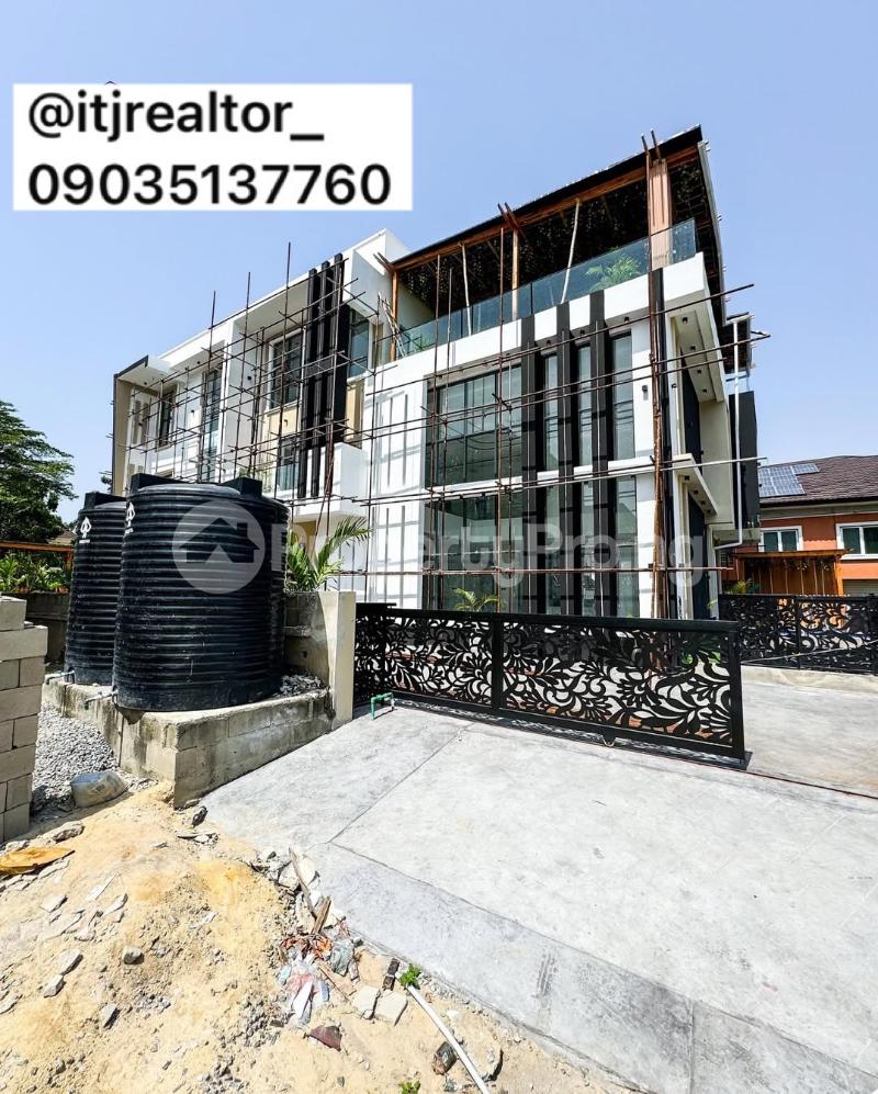6 bedroom House for sale Ikate Lekki Lagos