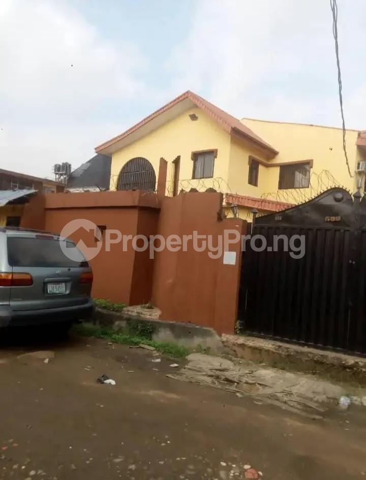 8 bedroom House for sale Solo Ogun Street Aguda Surulere Lagos