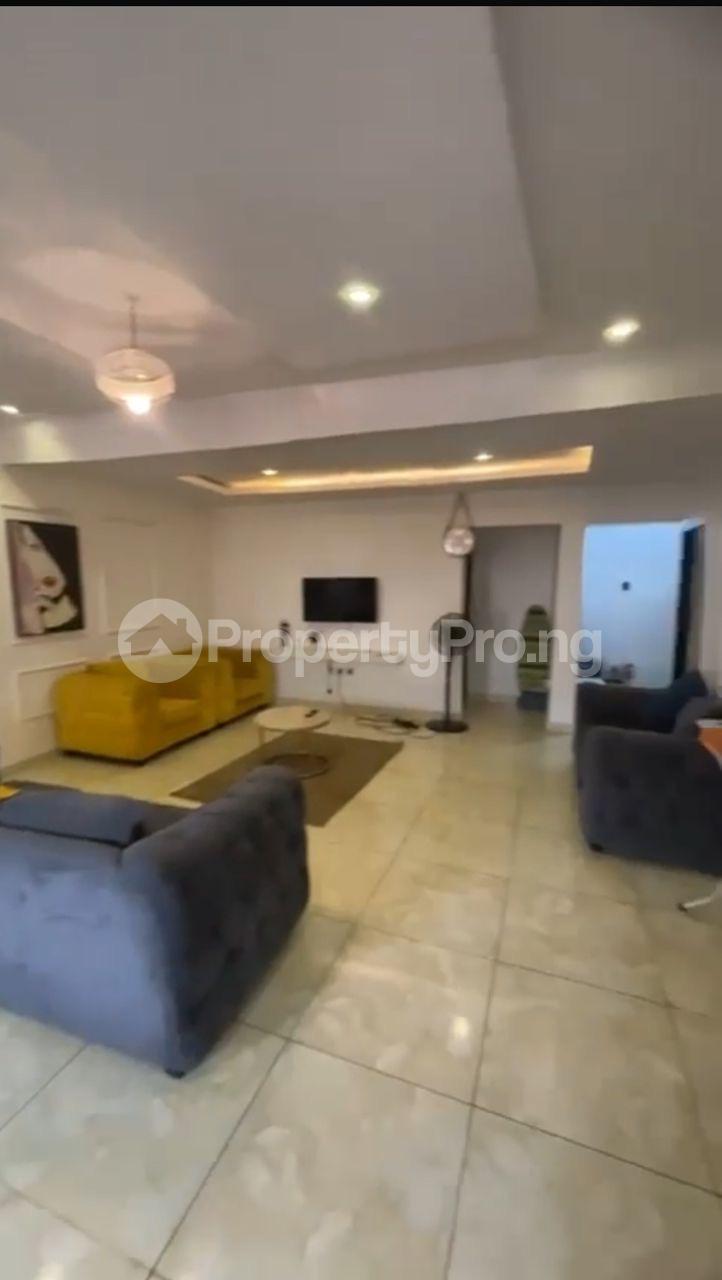 2 bedroom House for rent Millenuim/UPS Gbagada Lagos