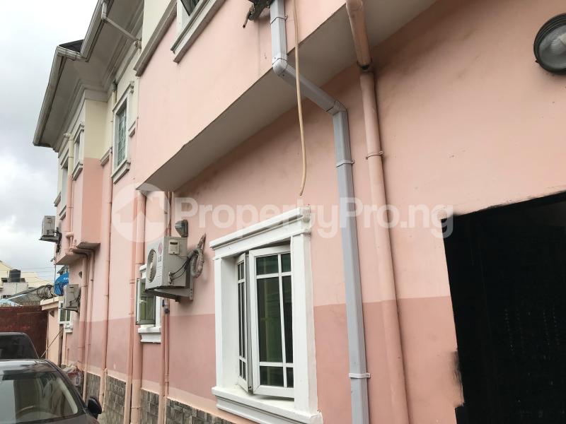 3 bedroom Flat / Apartment for rent Zamber Off Lawanson Road And Cole Street Surulere Lagos