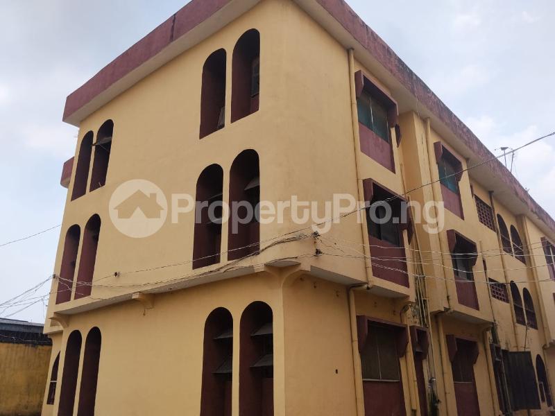 House for sale Lovely Environment, @ Saboo Area, Ojodu Berger Berger Ojodu Lagos