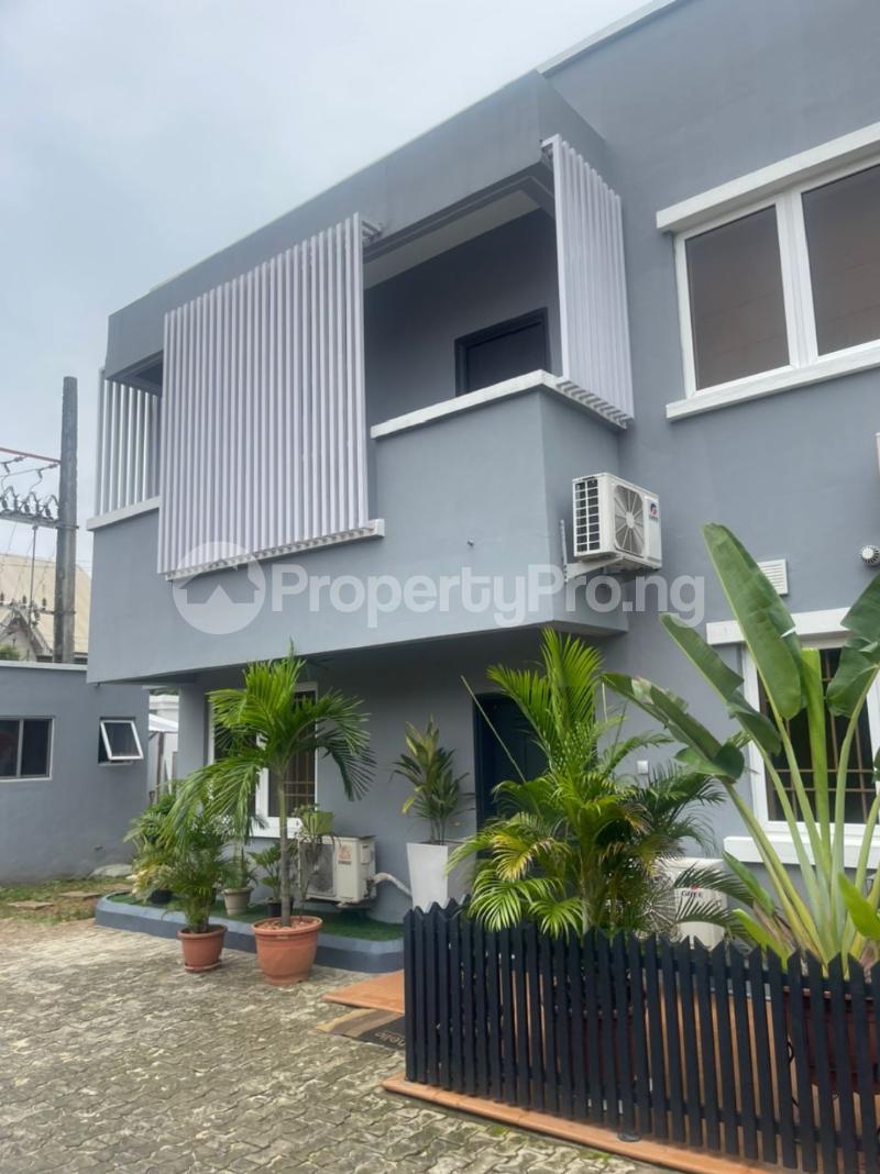 3 bedroom Flat / Apartment for sale Lovely Parkview Estate Environment, Ikoyi Lagos Parkview Estate Ikoyi Lagos
