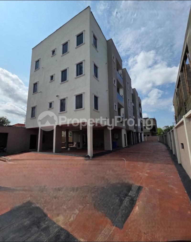3 bedroom House for sale Yaba Lagos