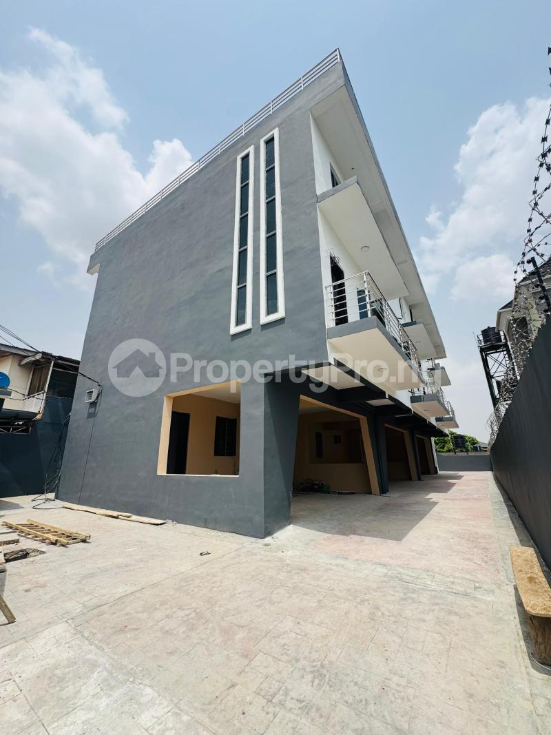 4 bedroom House for sale Anthony Village Maryland Lagos