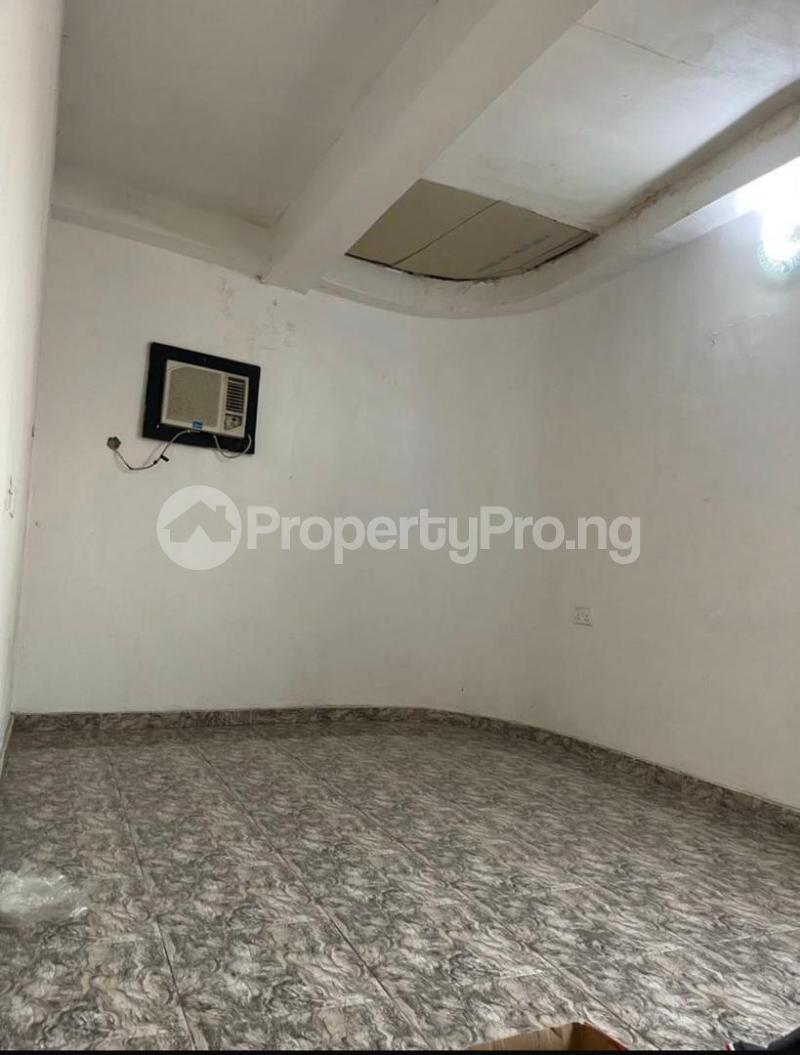 1 bedroom Flat / Apartment for rent Finbars Road Akoka Yaba Lagos