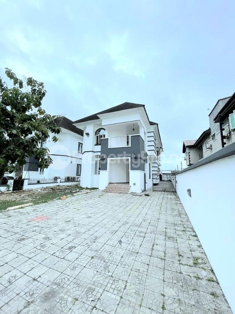 4 bedroom House for rent Pinnock Beach Estate Osapa london Lekki Lagos