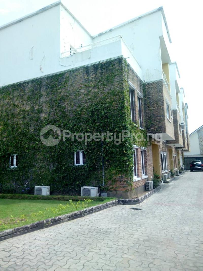 4 bedroom House for rent   Lekki Phase 1 Lekki Lagos