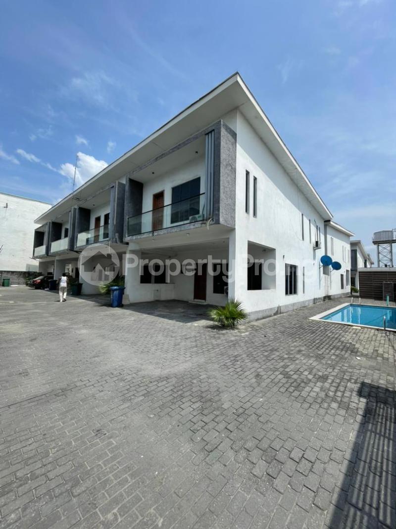 4 bedroom House for sale orchid Lekki Lagos