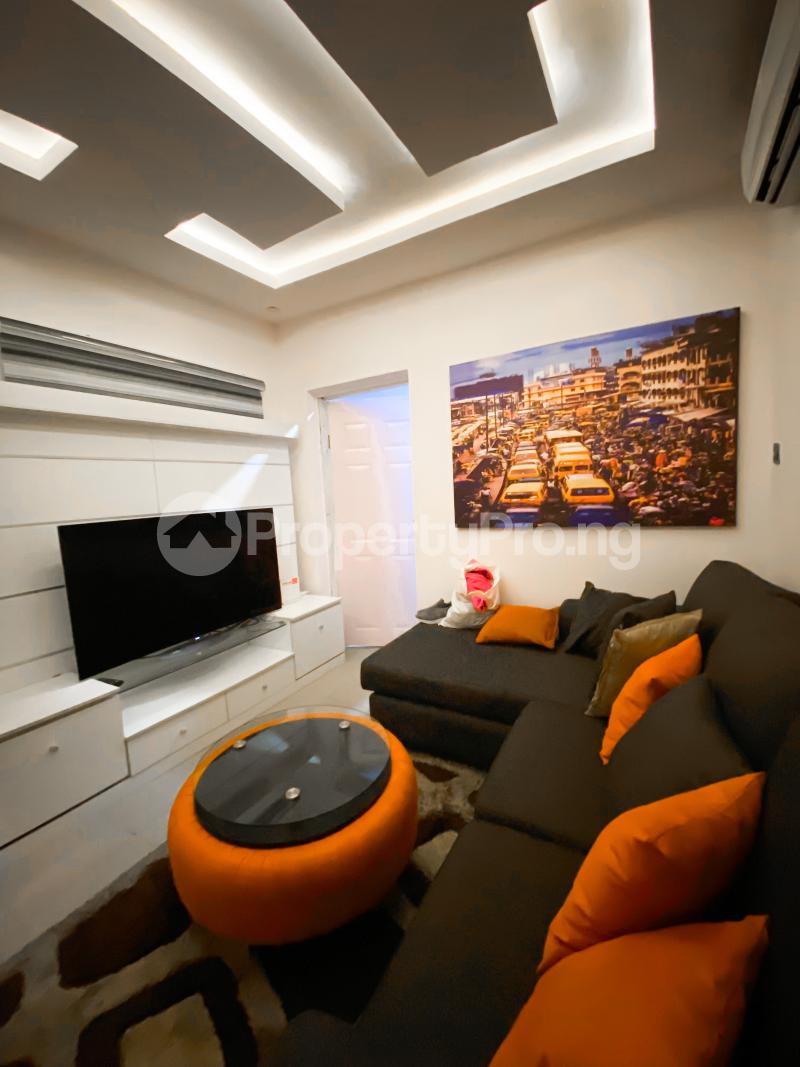 1 bedroom Flat / Apartment for shortlet Lekki Lagos