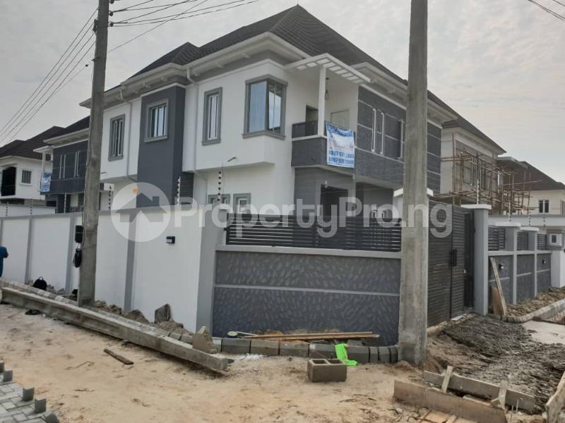 4 bedroom Flat / Apartment for sale chevron Lekki Lagos