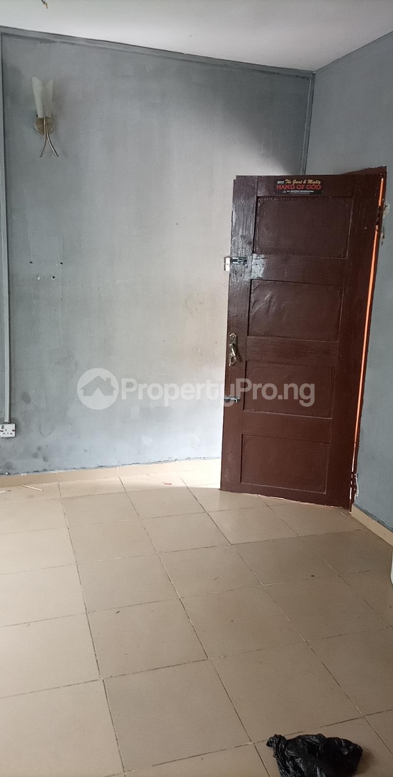 1 bedroom Flat / Apartment for rent Ajao Estate Isolo. Lagos Mainland Ajao Estate Isolo Lagos