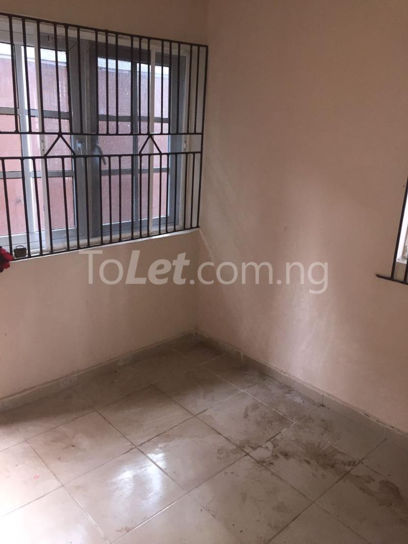 1 bedroom Flat / Apartment for rent 10 Pelumi Street, Akoka Yaba Lagos