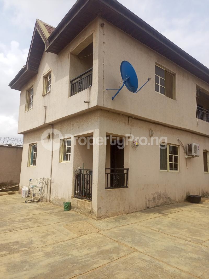 1 bedroom Flat / Apartment for rent College B/stop Lasu Rd Igando Ikotun/Igando Lagos