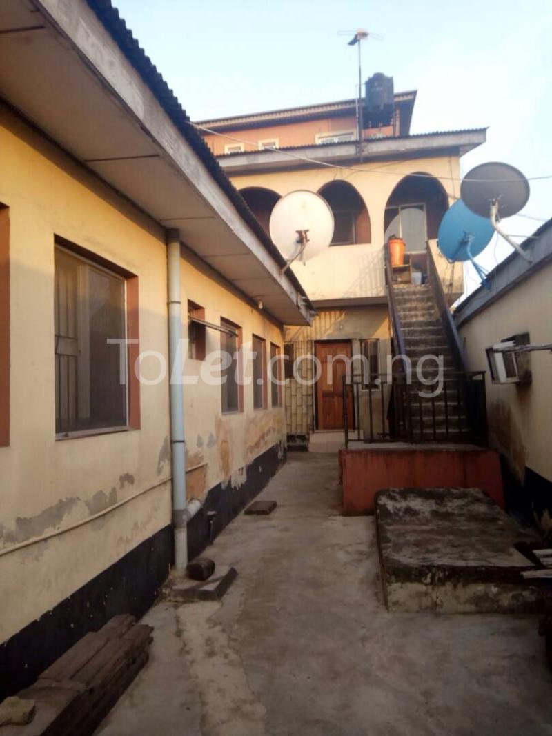 1 bedroom Flat / Apartment for rent Ibukunolu Akoka Yaba Lagos