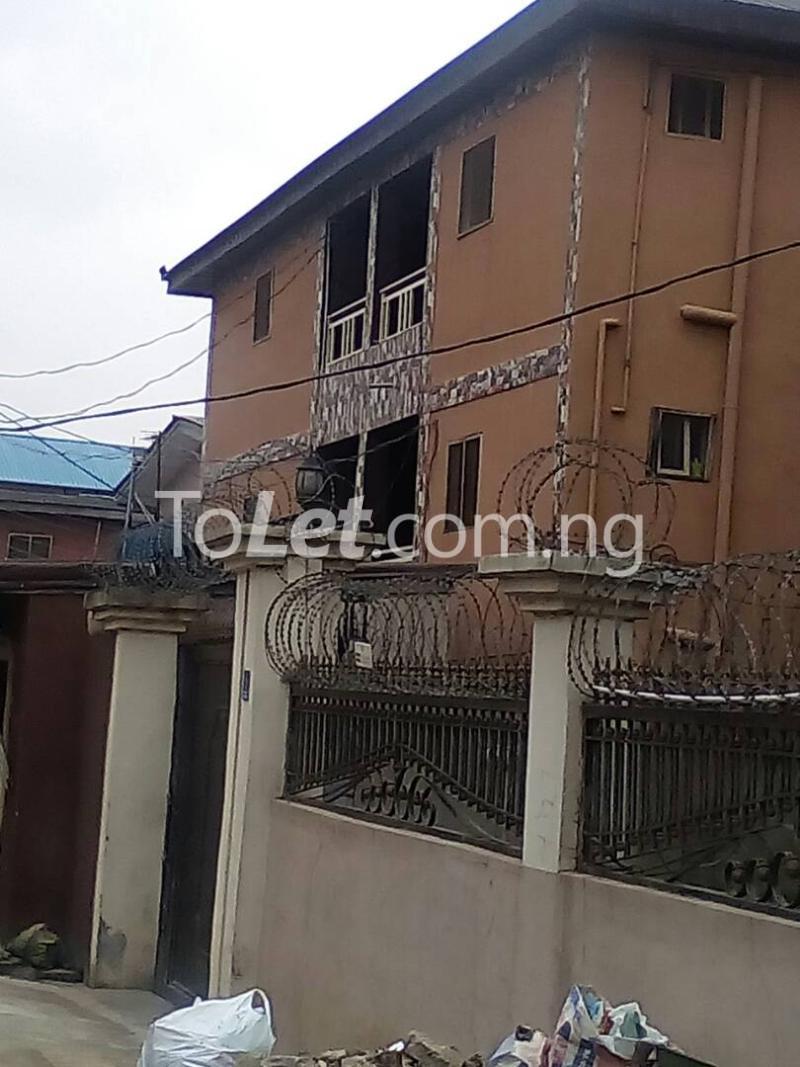 1 bedroom Flat / Apartment for rent Oluwadare Fola Agoro Yaba Lagos