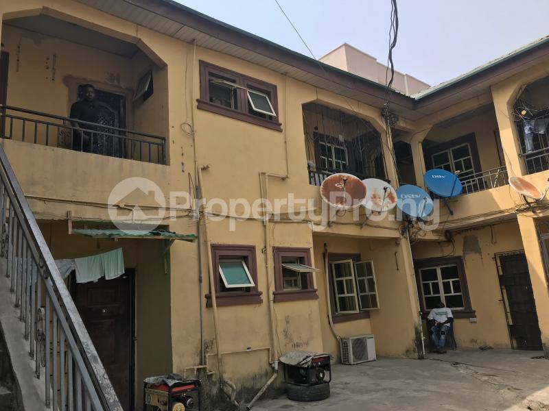 1 bedroom Flat / Apartment for rent  Sabo Yaba Lagos