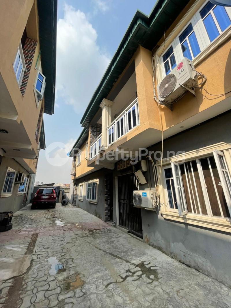 1 bedroom Flat / Apartment for rent Onike Iwaya Yaba Lagos
