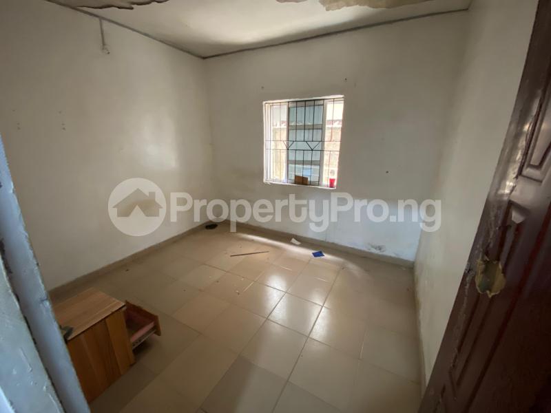 1 bedroom Flat / Apartment for rent  Akoka Yaba Lagos