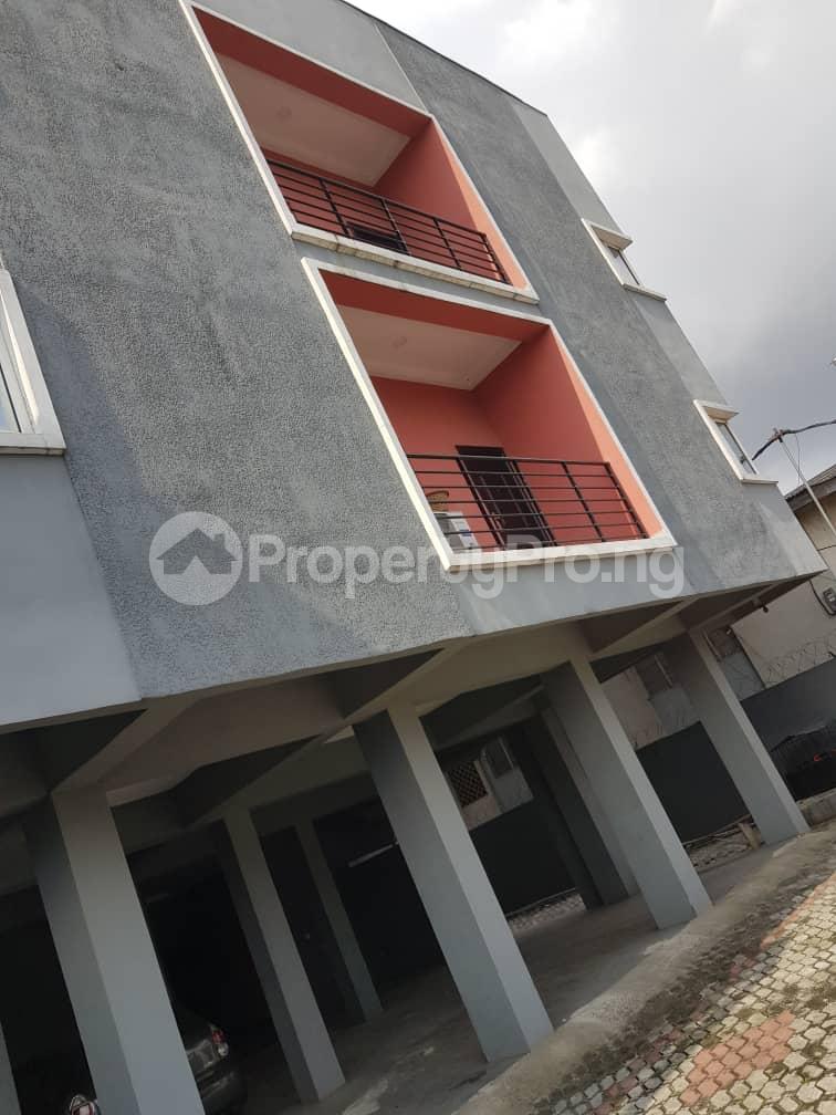 3 bedroom Flat / Apartment for rent Toyin street Ikeja Lagos