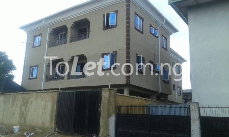 3 bedroom Flat / Apartment for rent Chemist Akoka Yaba Lagos
