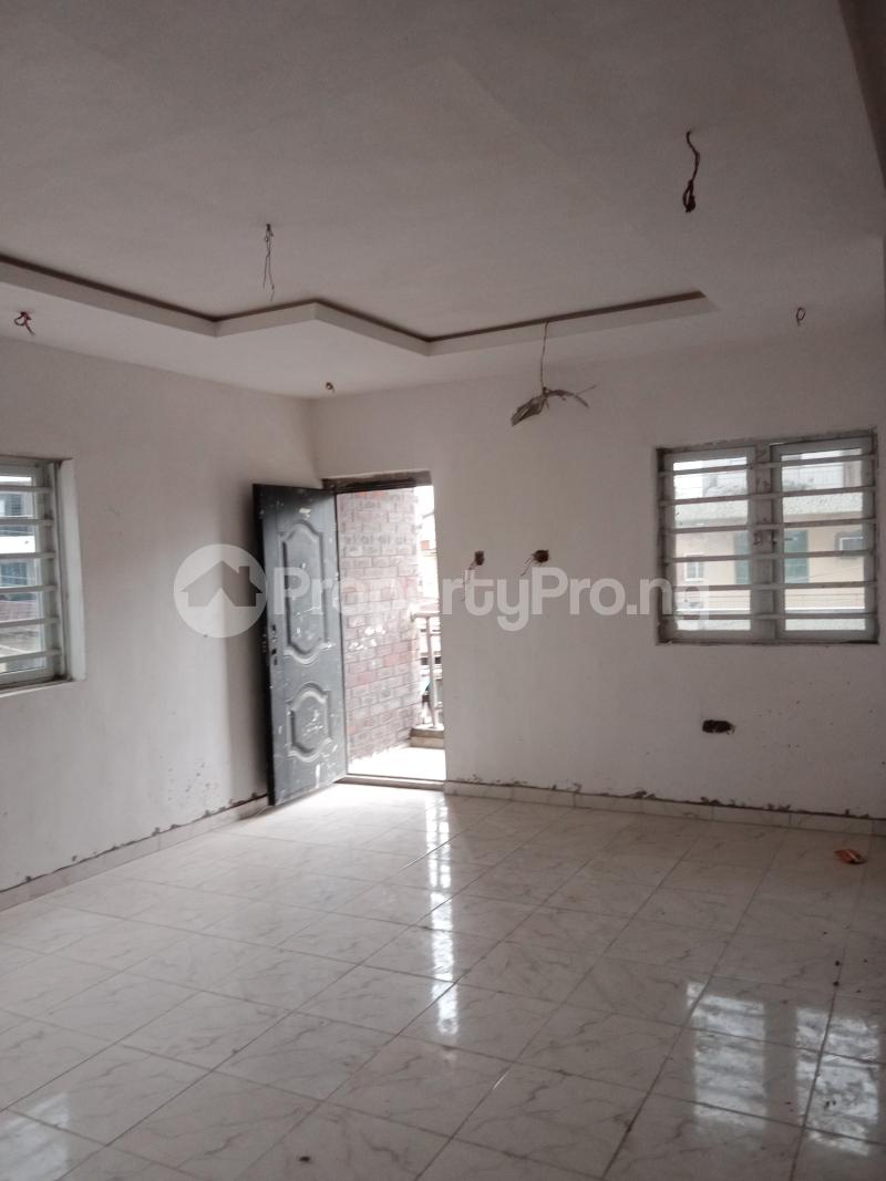 2 bedroom Flat / Apartment for rent Ogunlana Surulere Lagos
