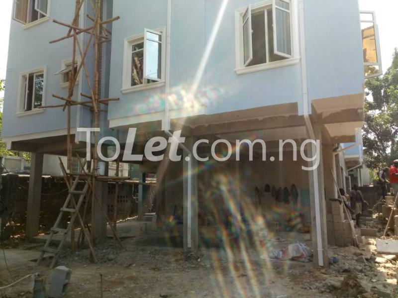 Flat / Apartment for rent Majoro Onike Yaba Lagos