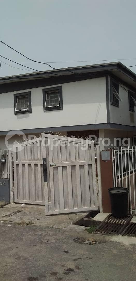 4 bedroom House for rent Ikeja Off Allen Avenue. Allen Avenue Ikeja Lagos - 0