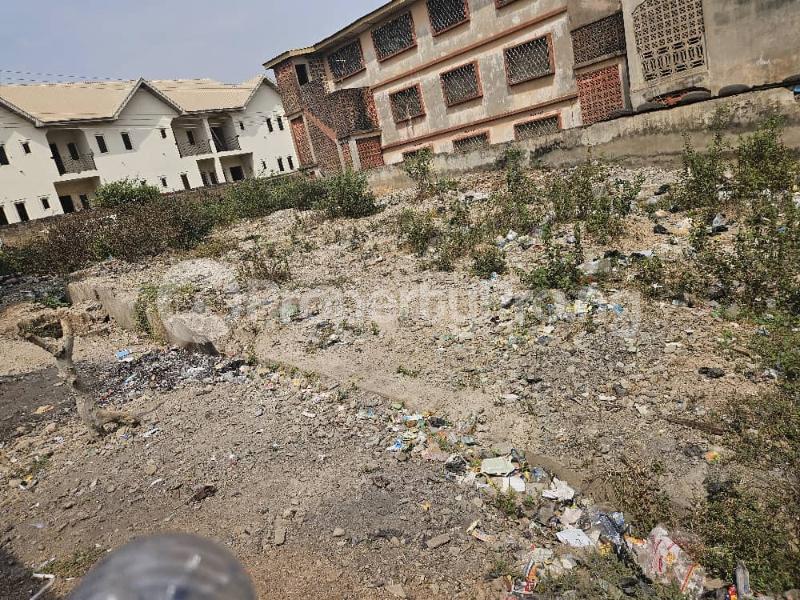 Land for sale Loyola College Old Ofe Road Near Gate, Agodi Ibadan Oyo