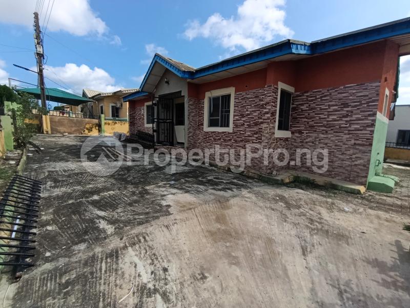 3 bedroom Flat / Apartment for rent Diamond Estate Lasu Igando Road Igando Ikotun/Igando Lagos