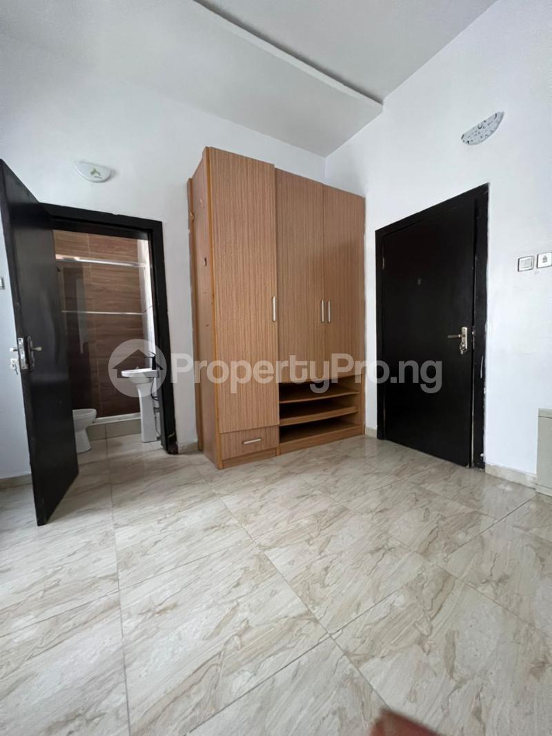 Flat / Apartment for rent Osapa london Lekki Lagos