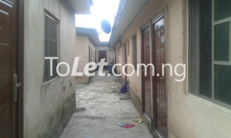 Flat / Apartment for rent Fatai Kadiri, Abule-Ijesha Yaba Lagos