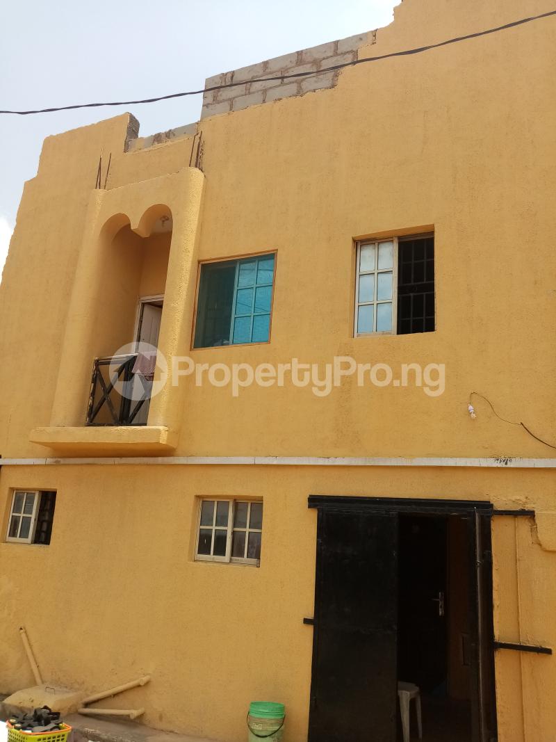 1 bedroom Flat / Apartment for rent Fola Agoro Shomolu Lagos