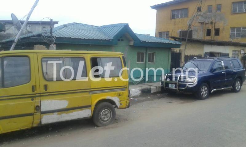 Flat / Apartment for rent Iwaya Road Onike Yaba Lagos