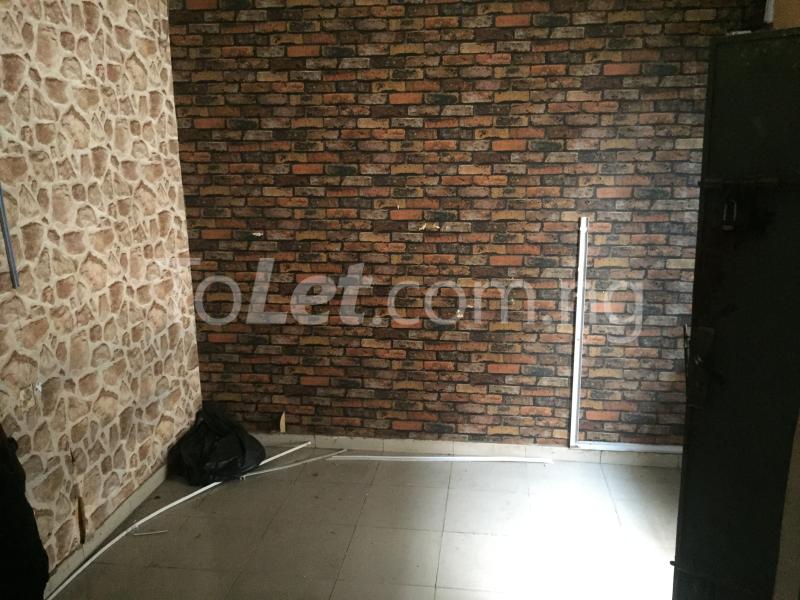 Flat / Apartment for rent Ajayi Onike Yaba Lagos